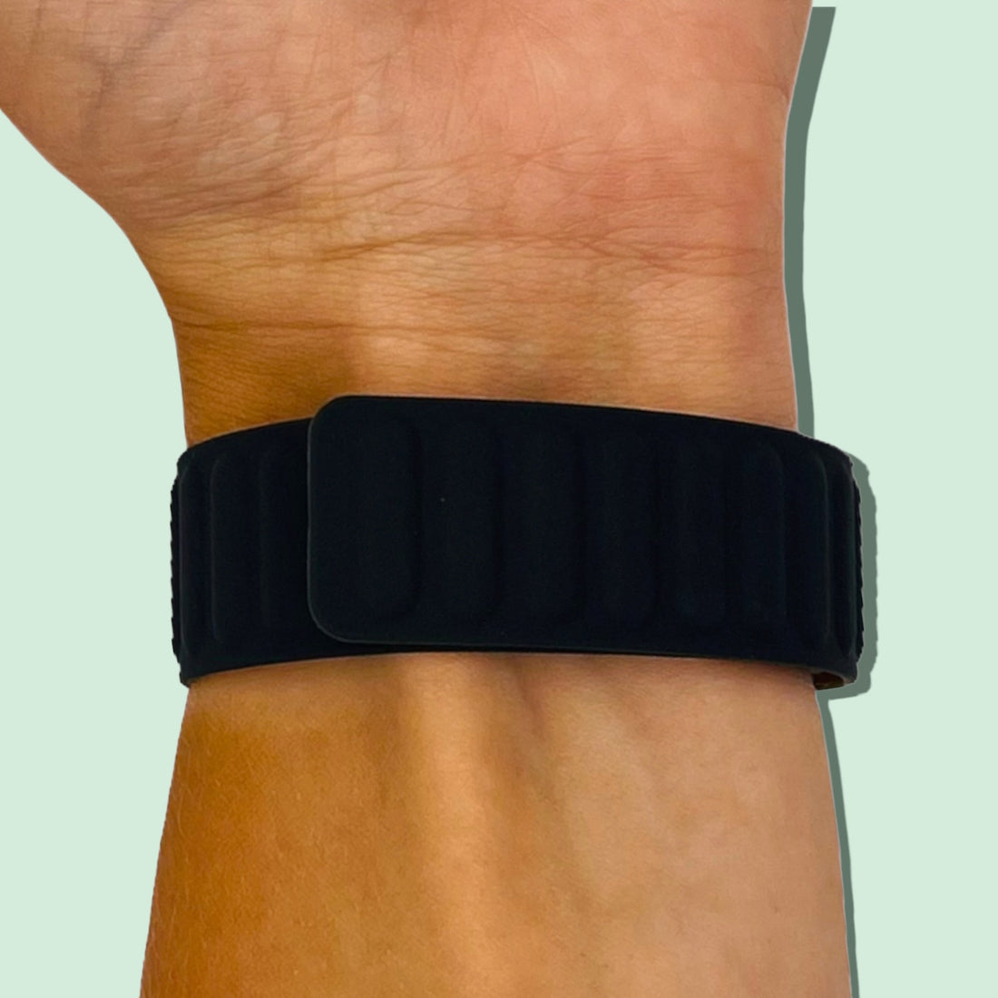 black-garmin-venu-x1-watch-straps-nz-magnetic-silicone-watch-bands-aus