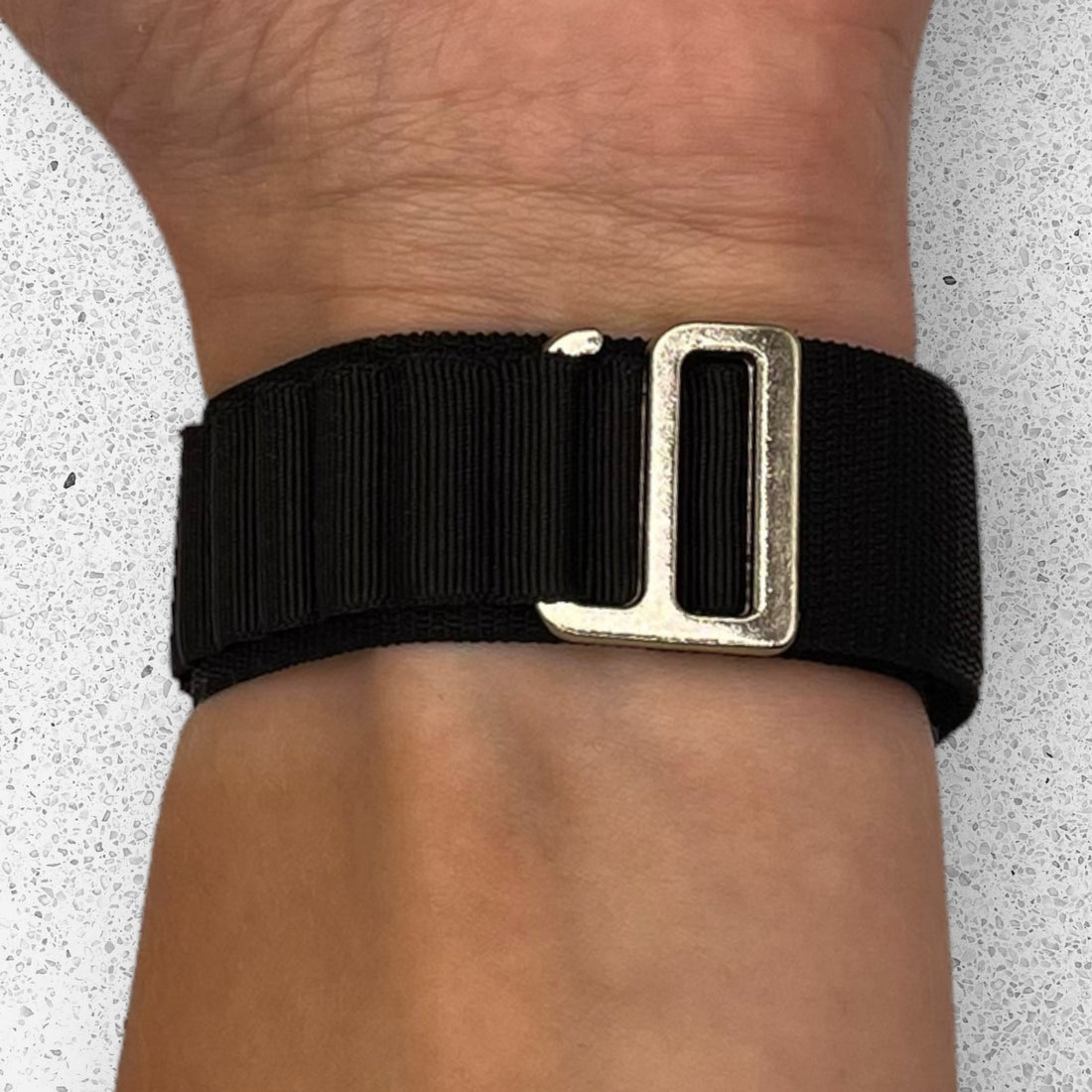 black-garmin-venu-4-(45mm)-watch-straps-nz-alpine-loop-watch-bands-aus