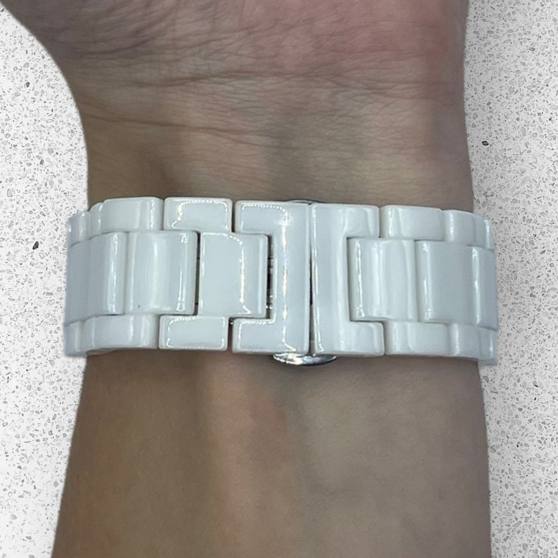 white-samsung-galaxy-watch-7-(44mm)-watch-straps-nz-ceramic-watch-bands-aus