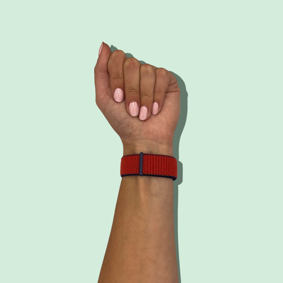 tri-red-995574
