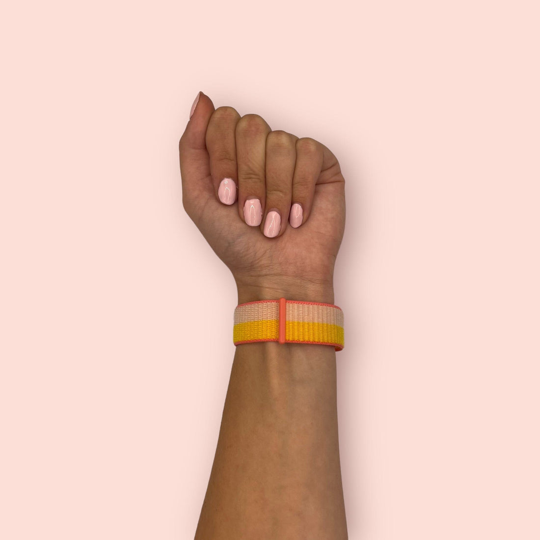 peach-yellow-995571