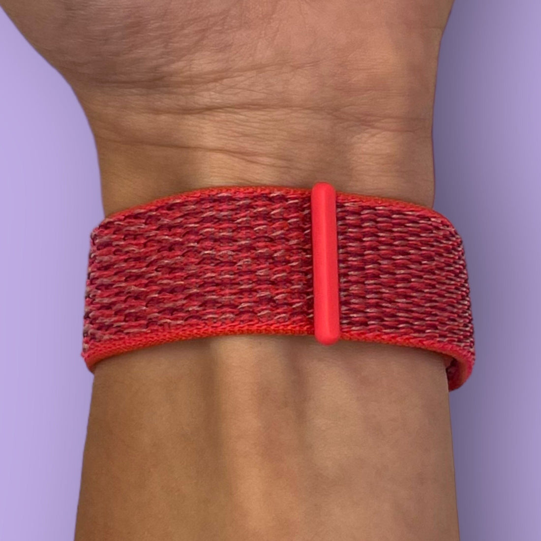red-995541