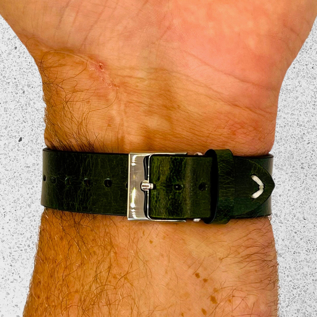 green-fossil-hybrid-tailor,-venture,-scarlette,-charter-watch-straps-nz-vintage-leather-watch-bands-aus